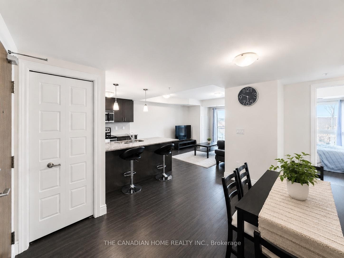 17 Kay Crescent Unit 207, Guelph