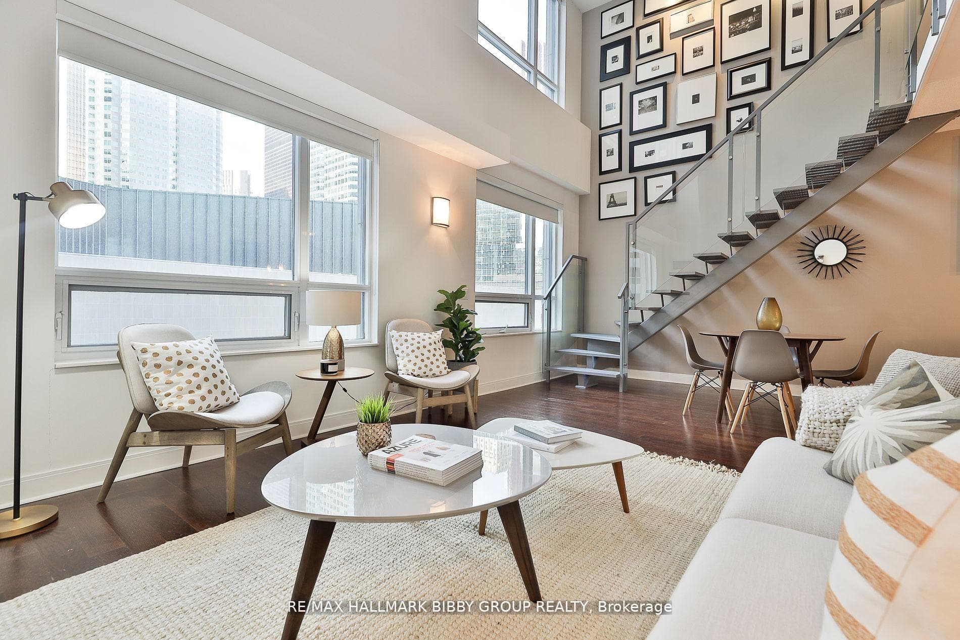 1 Scott Street Unit 404, Toronto C08