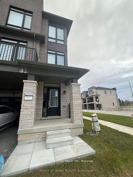 7 Griffith Street, Aurora, ON L4G 7B6 - Photo 1