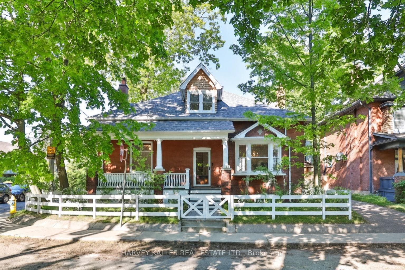 Welcome to 139 Hammersmith Avenue!