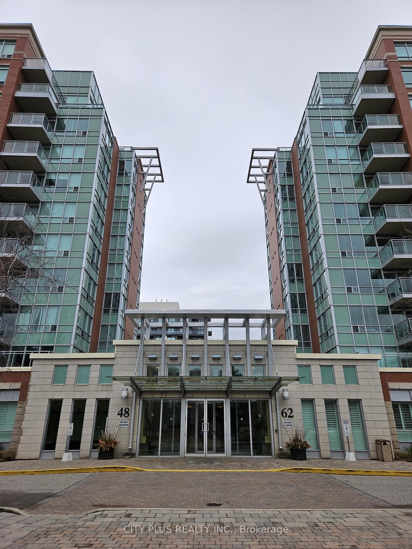 62 Suncrest Boulevard Unit 815, Markham