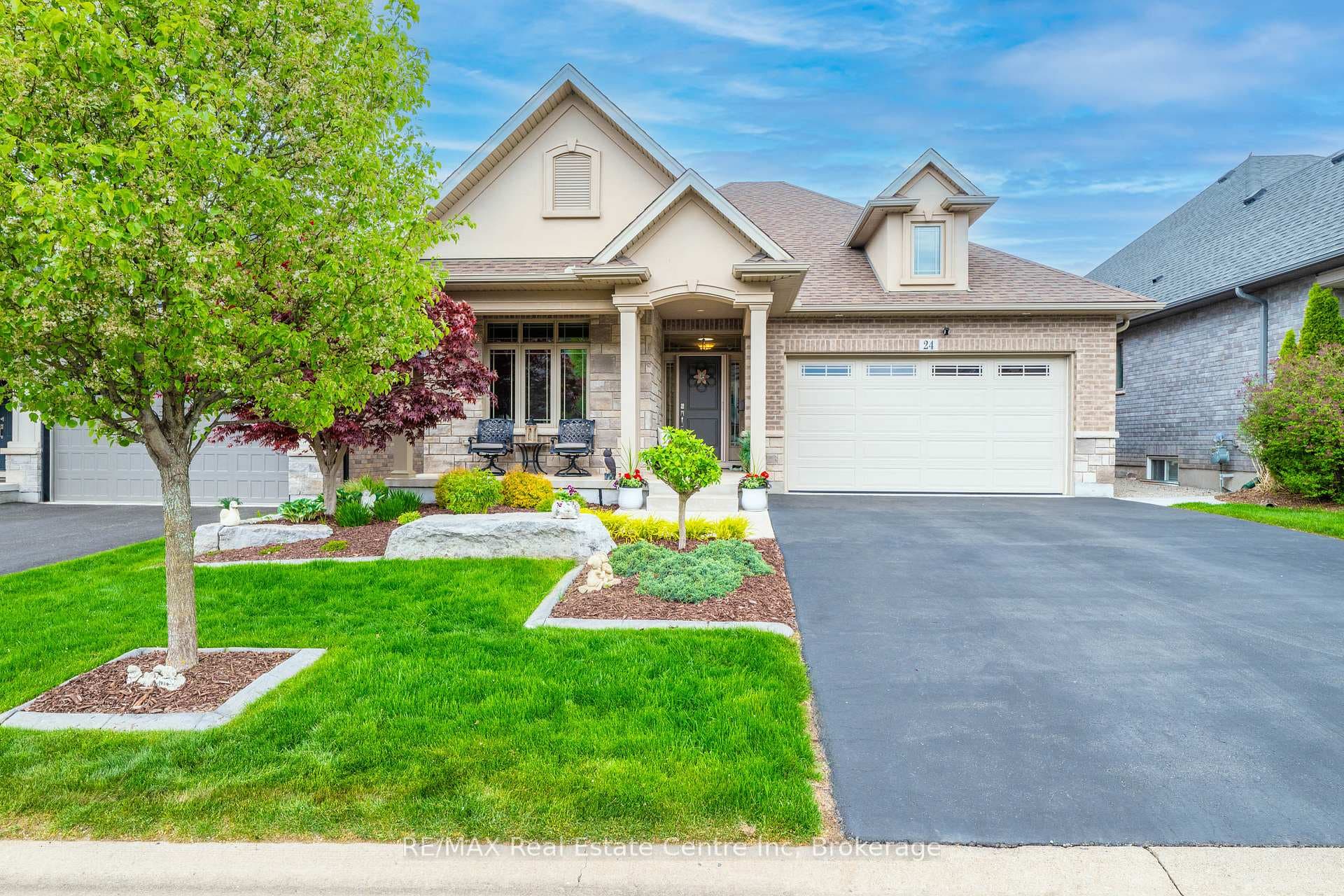 24 Kintyre Trail, Welland, ON L3B 0B6 - Photo 1