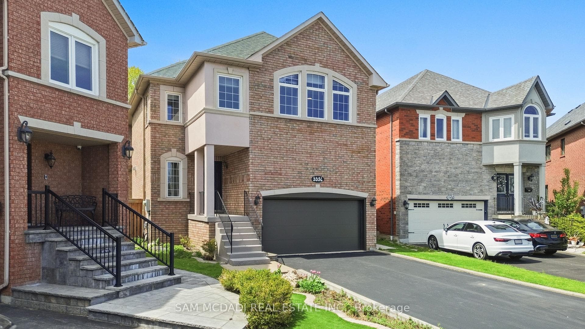 5532 Windy Hill Court, Mississauga, ON L4Z 3W4 - Photo 1