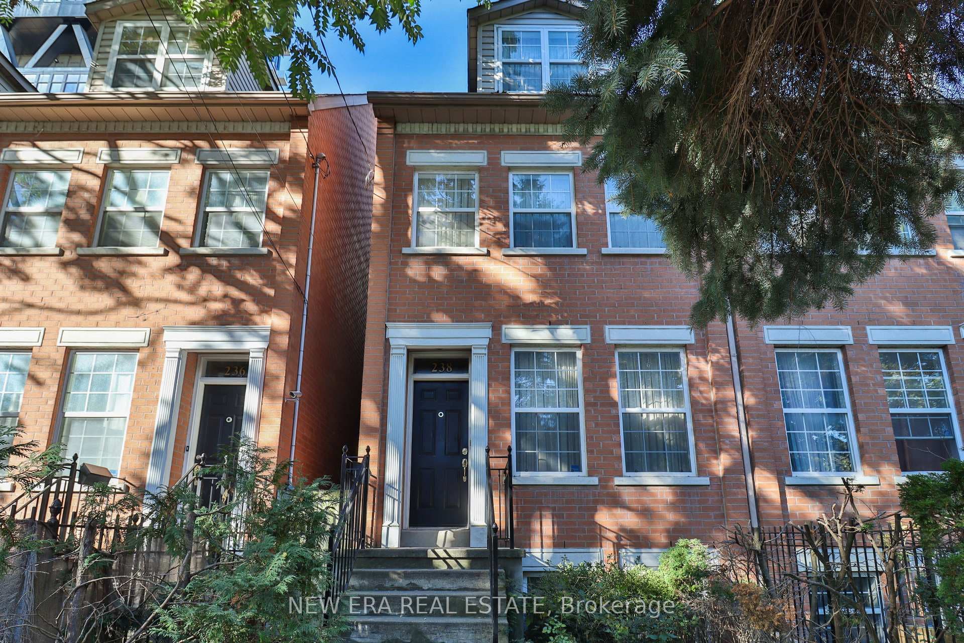 238 George Street, Regent Park / Cabbagetown / St. James Town, ON M5A 2N1 - Photo 1