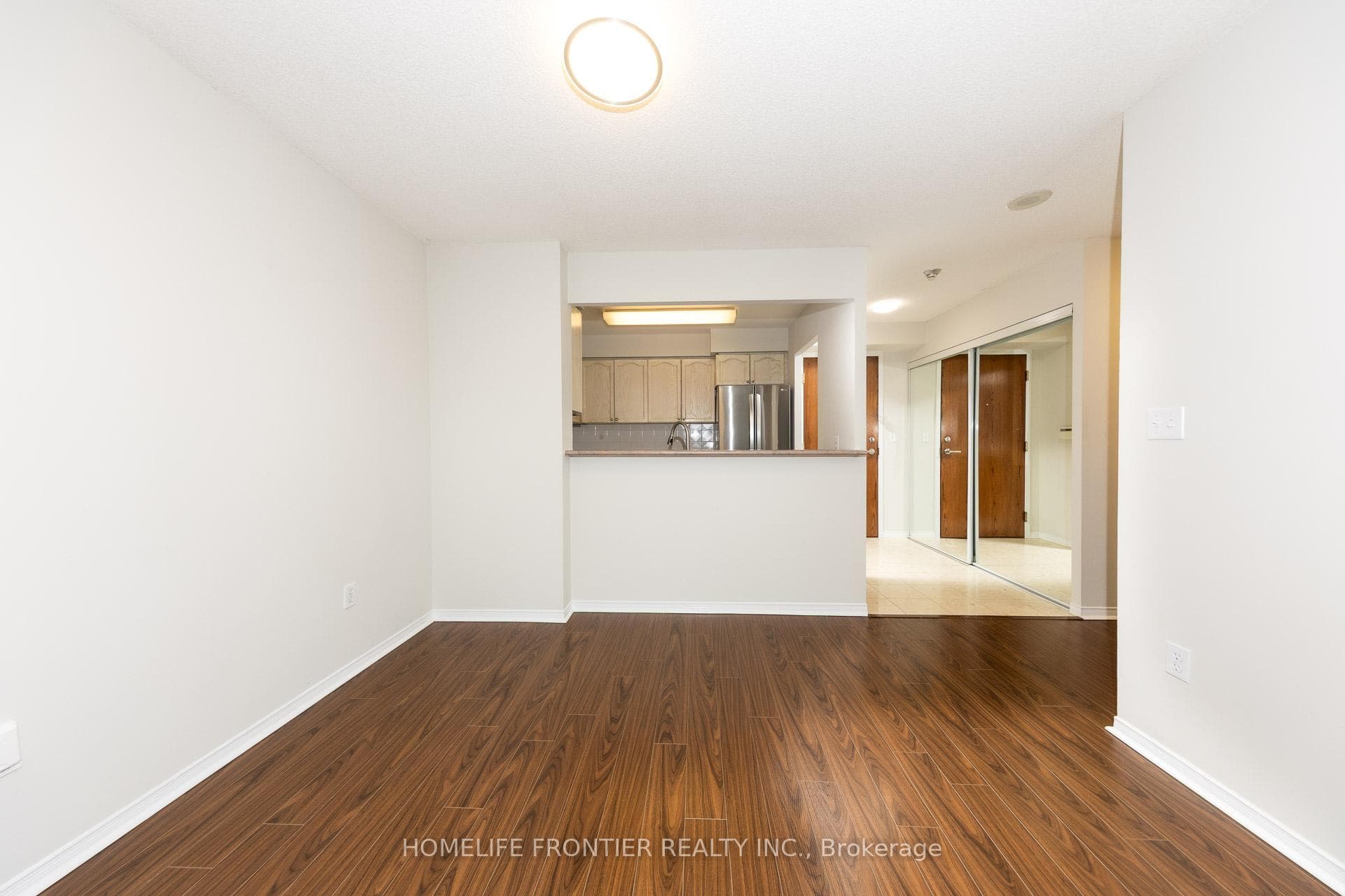 29 Pemberton Avenue Unit 1008, Willowdale / Newtonbrook, ON M2M 4L5 - Photo 1