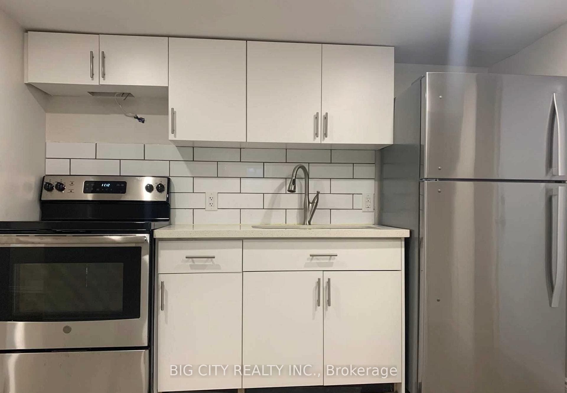 75 Eileen Avenue Unit Bsmt, Keelesdale / Eglinton West, ON M6N 1V8 - Photo 1
