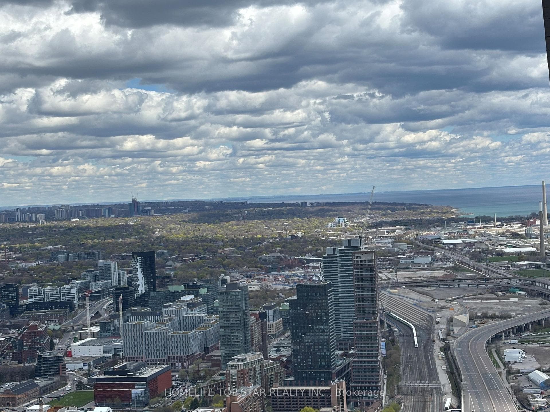 55 Cooper Street Unit 7202, Toronto C08