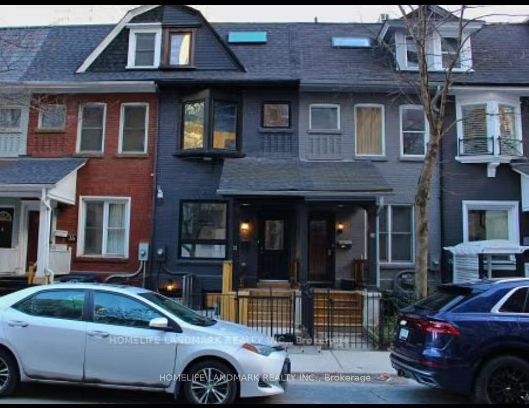 31.5 Granby Street, Regent Park / Cabbagetown / St. James Town, ON M5B 1H8 - Photo 1