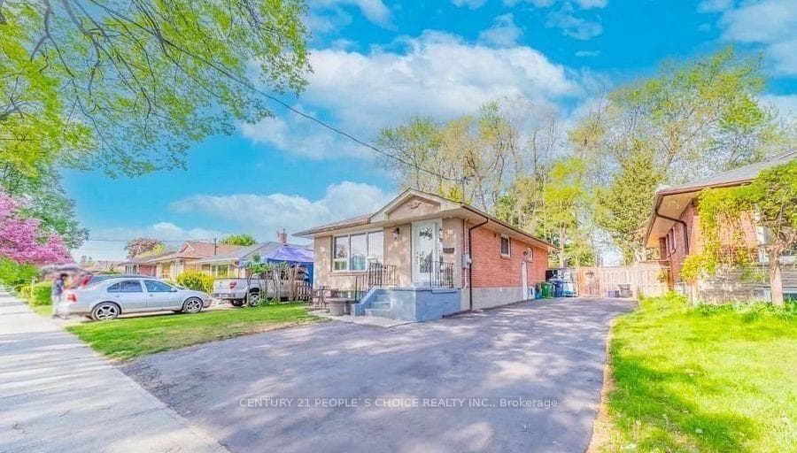11 Abbeville Road Unit Bsmt, Scarborough (West Hill / Highland Creek)