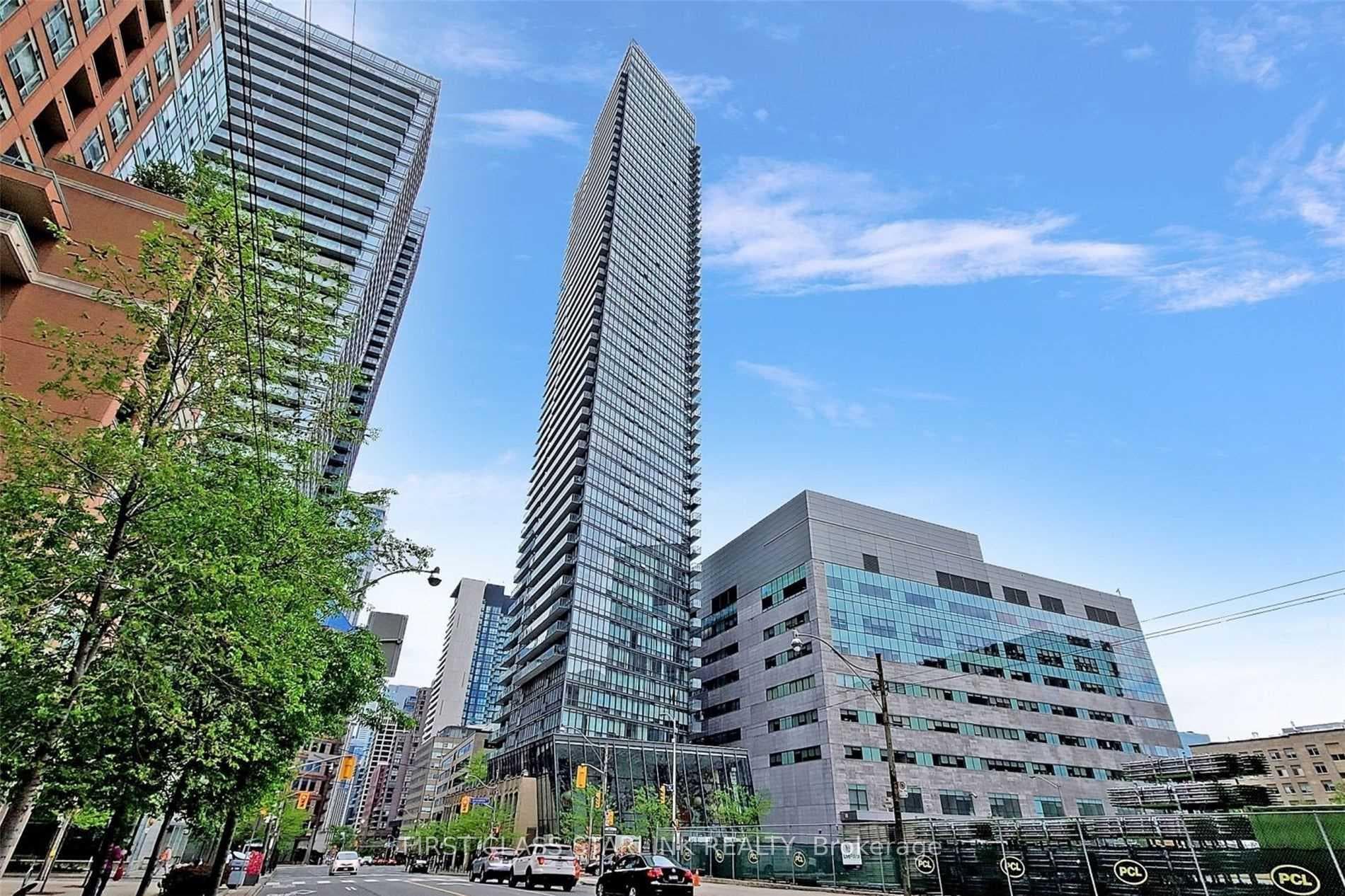 832 Bay Street Unit 3801, Toronto C01