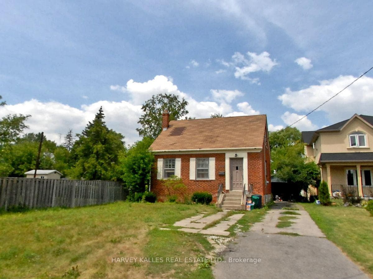 112 Allingham Gardens, North York (Bathurst Manor / Clanton Park), ON M3H 1Y2 - Photo 1
