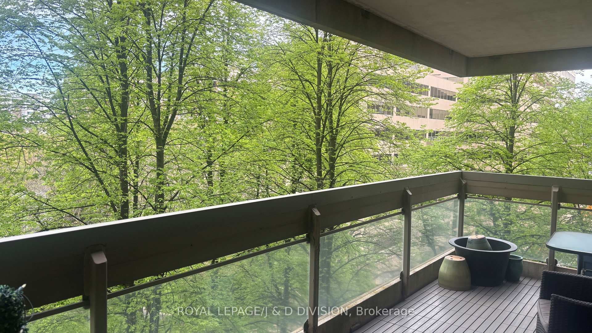 63 St Clair Avenue Unit 804, Annex / Yorkville / Summerhill, ON M4V 2Y9 - Photo 1