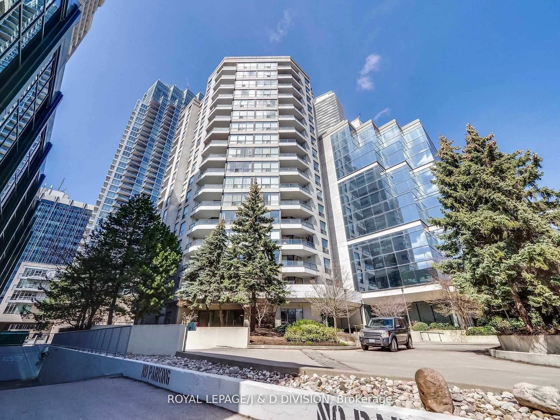 30 Holly Street Unit 1506, Leaside / Davisville, ON M4S 3C2 - Photo 1