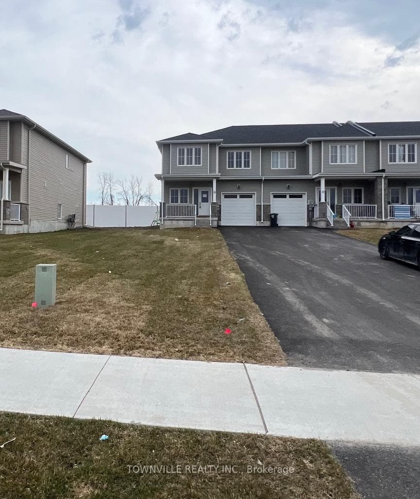 18 Lincoln Drive, Belleville