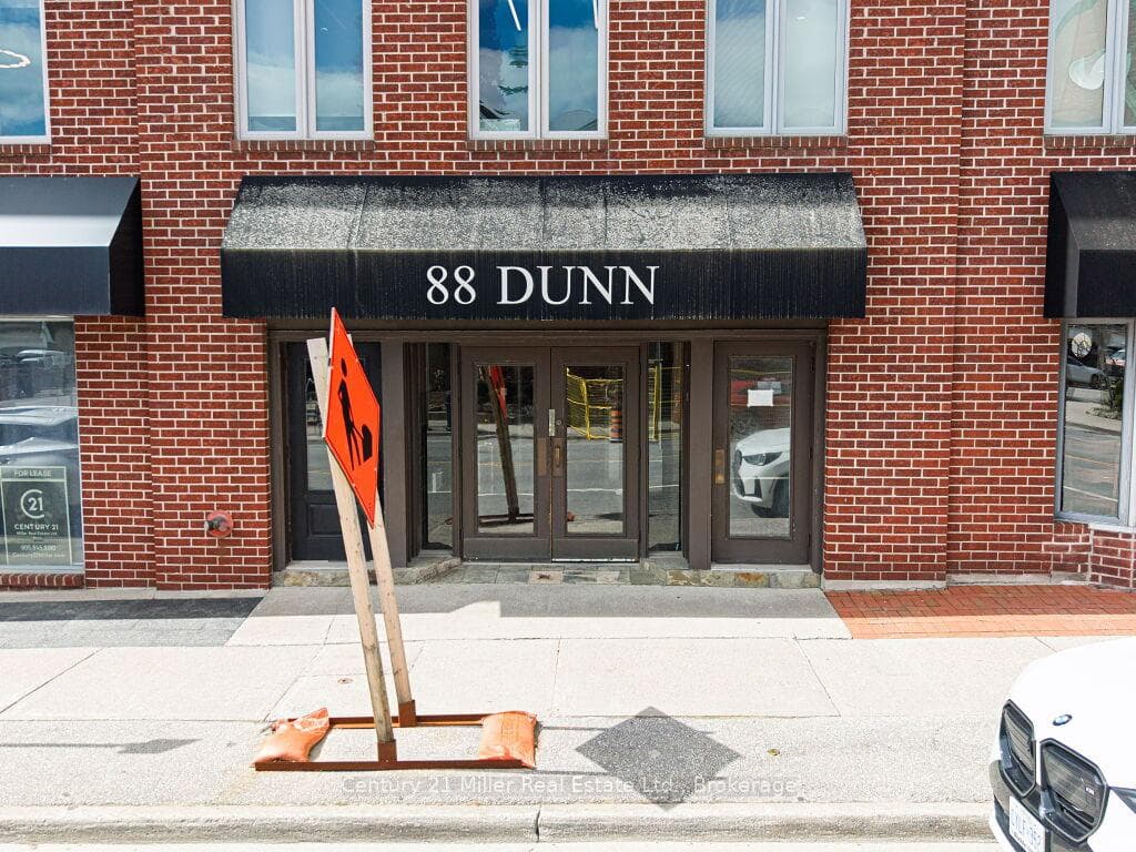 88 Dunn Street Unit 101, Oakville
