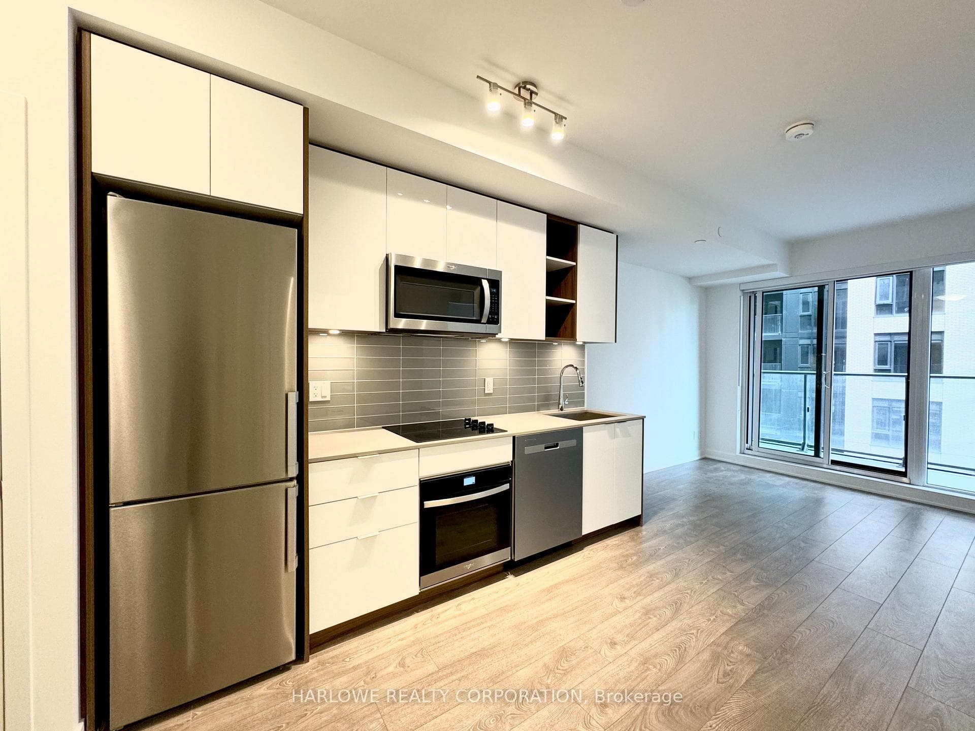 543 Richmond Street Unit 821, Toronto C01