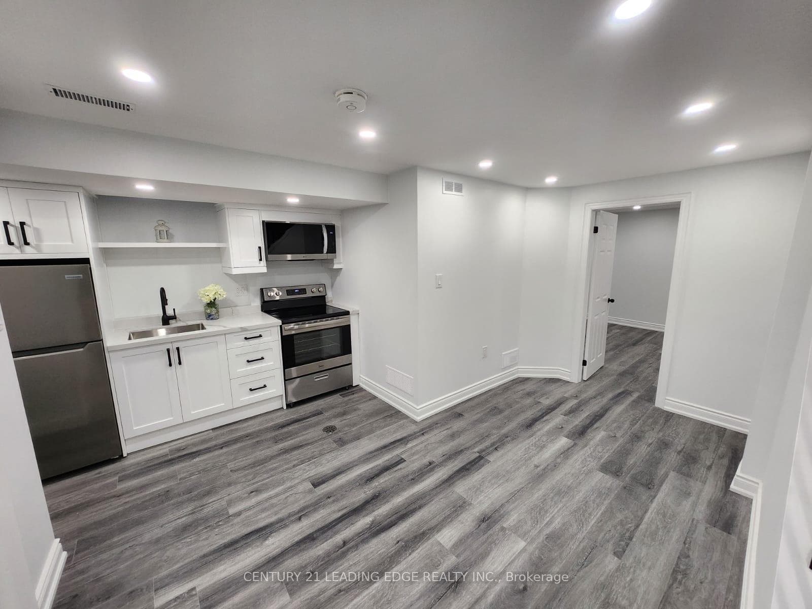 6409 Saratoga Way Unit Lower, Mississauga, ON L5N 7V7 - Photo 1