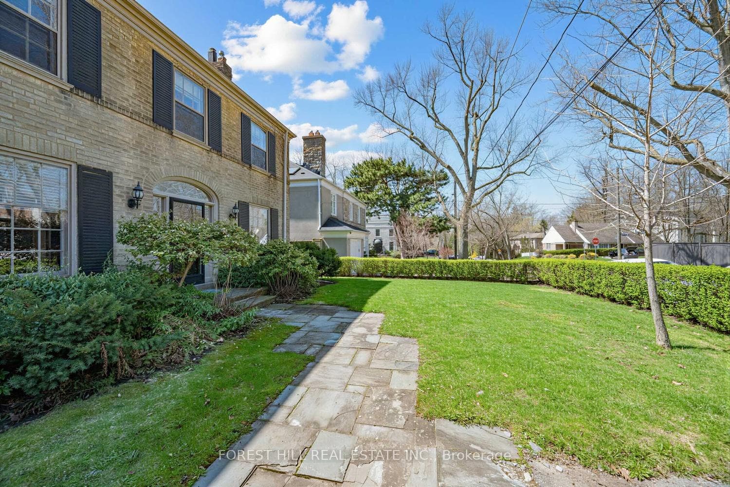 339 Cortleigh Boulevard, Lawrence Park / Bedford Park, ON M5N 1R2 - Photo 1