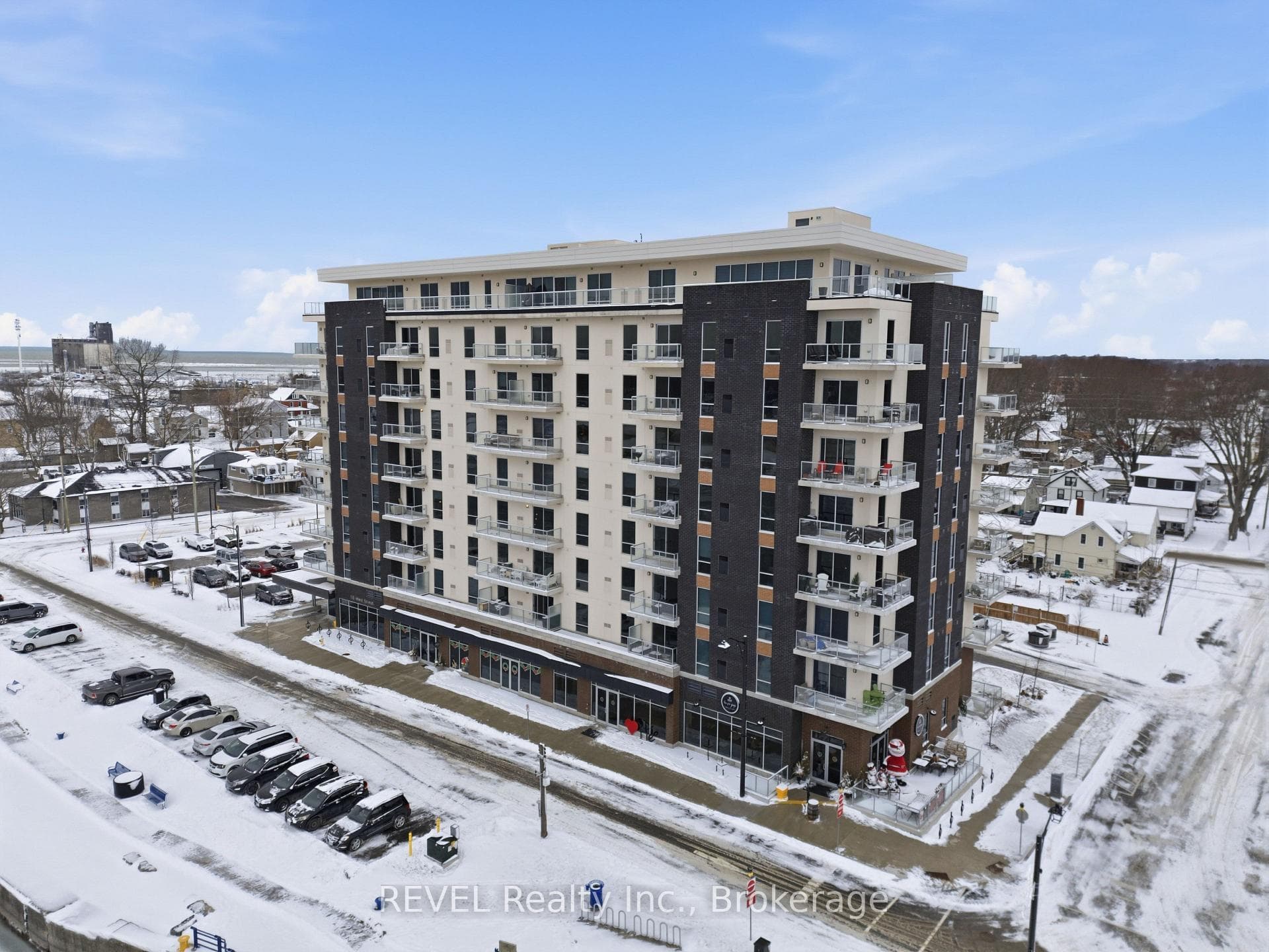 118 West Street Unit 605, Port Colborne, ON L3K 4C9 - Photo 1
