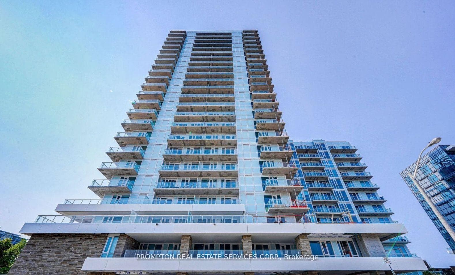 10 Deerlick Crescent Unit 2006, Don Mills / Parkwoods / Victoria Village, ON M3A 0A7 - Photo 1