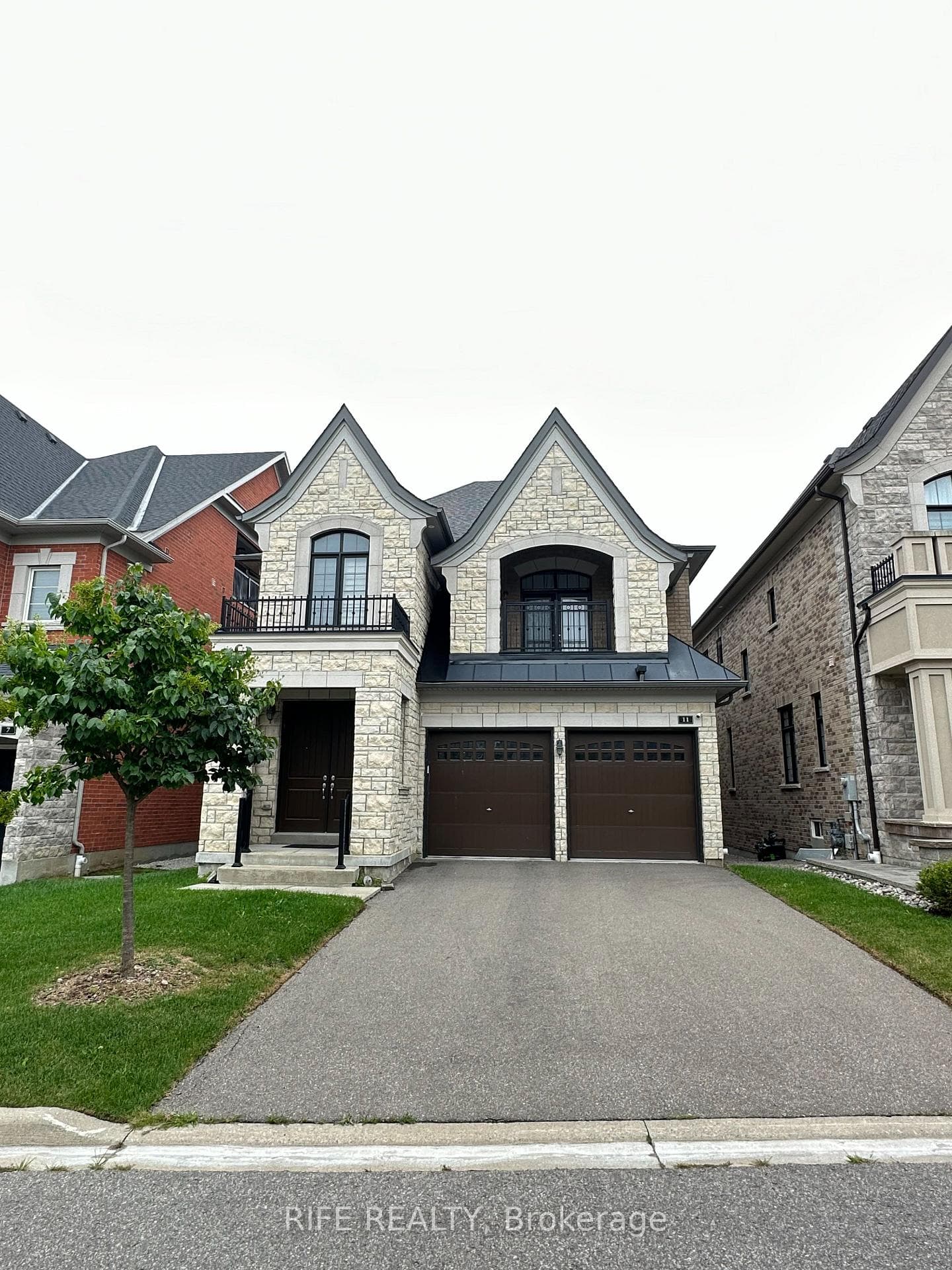 11 Yates Avenue, Vaughan