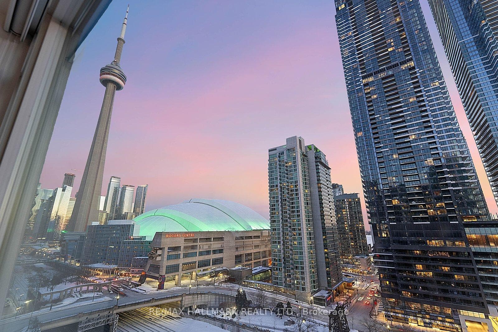 381 Front Street Unit 1810, Downtown Toronto / Waterfront, ON M5V 3R8 - Photo 1