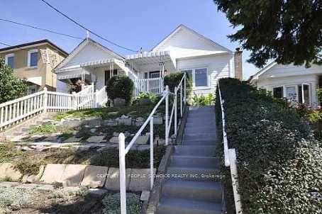 579 Northcliffe Boulevard, Forest Hill / Deer Park, ON M6E 3L6 - Photo 1