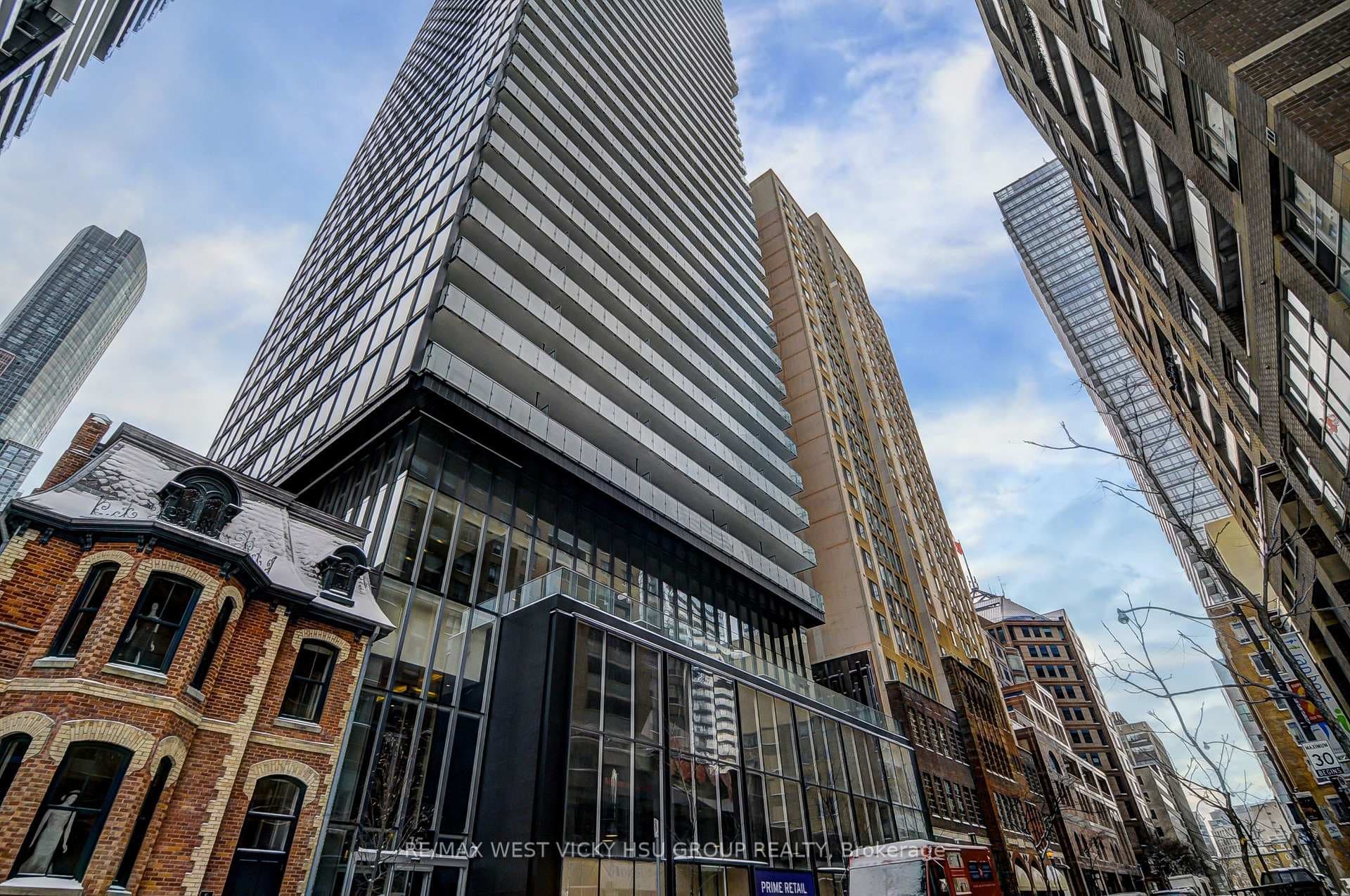 15 Grenville Street Unit 4406, Downtown Toronto / Waterfront, ON M4Y 0B9 - Photo 1