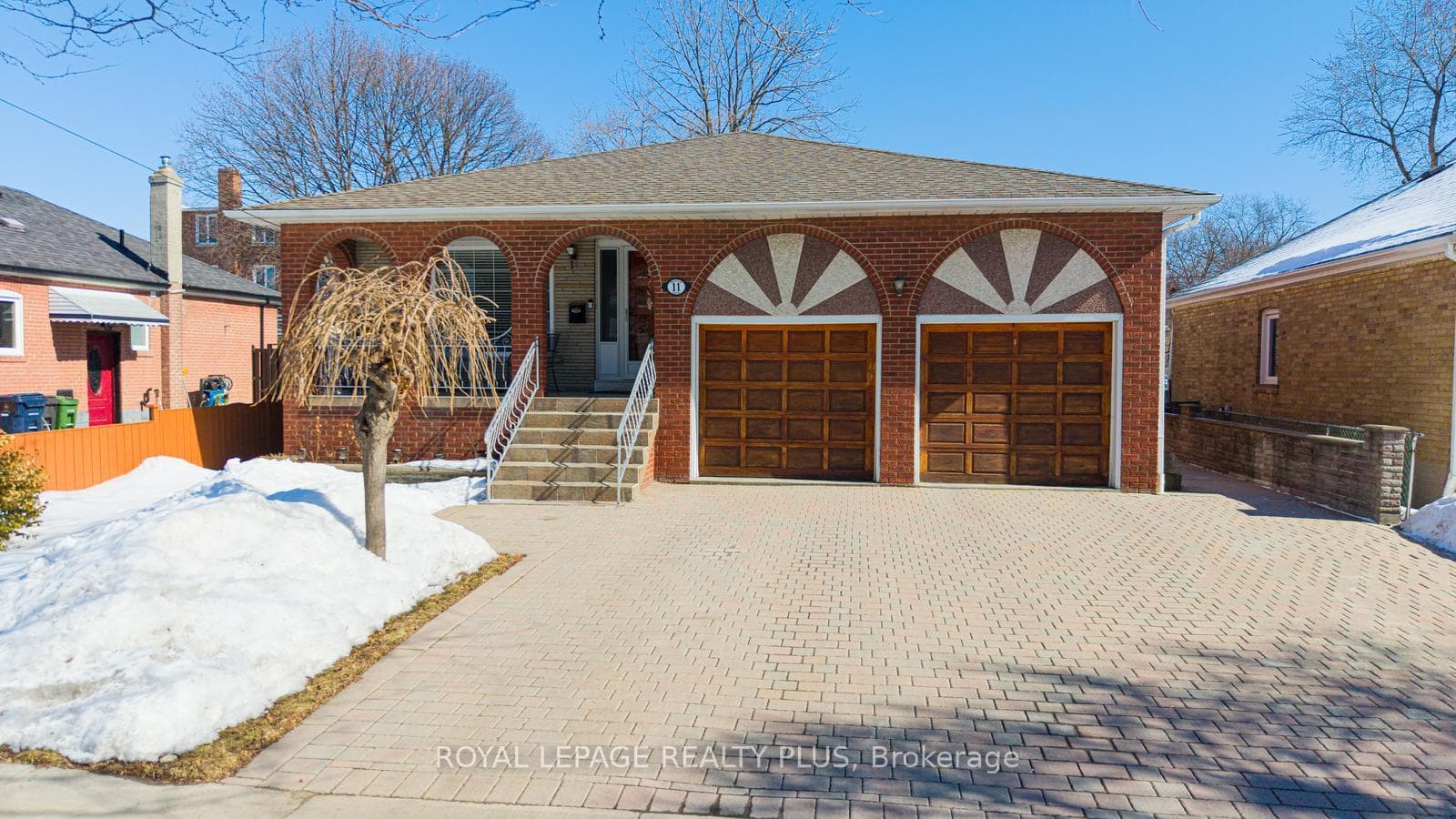 11 Ranwood Drive, York / Weston, ON M9N 3E8 - Photo 1
