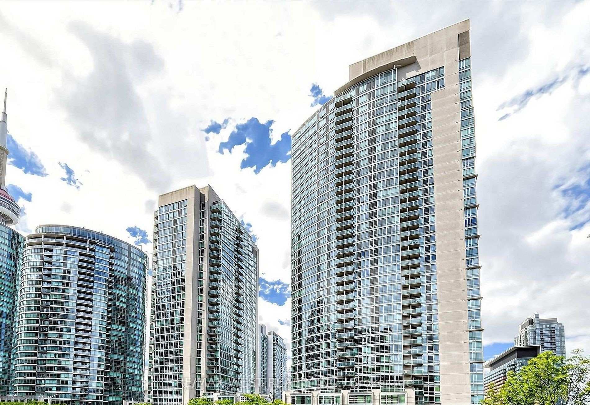 397 Front Street Unit 3712, Downtown Toronto / Waterfront