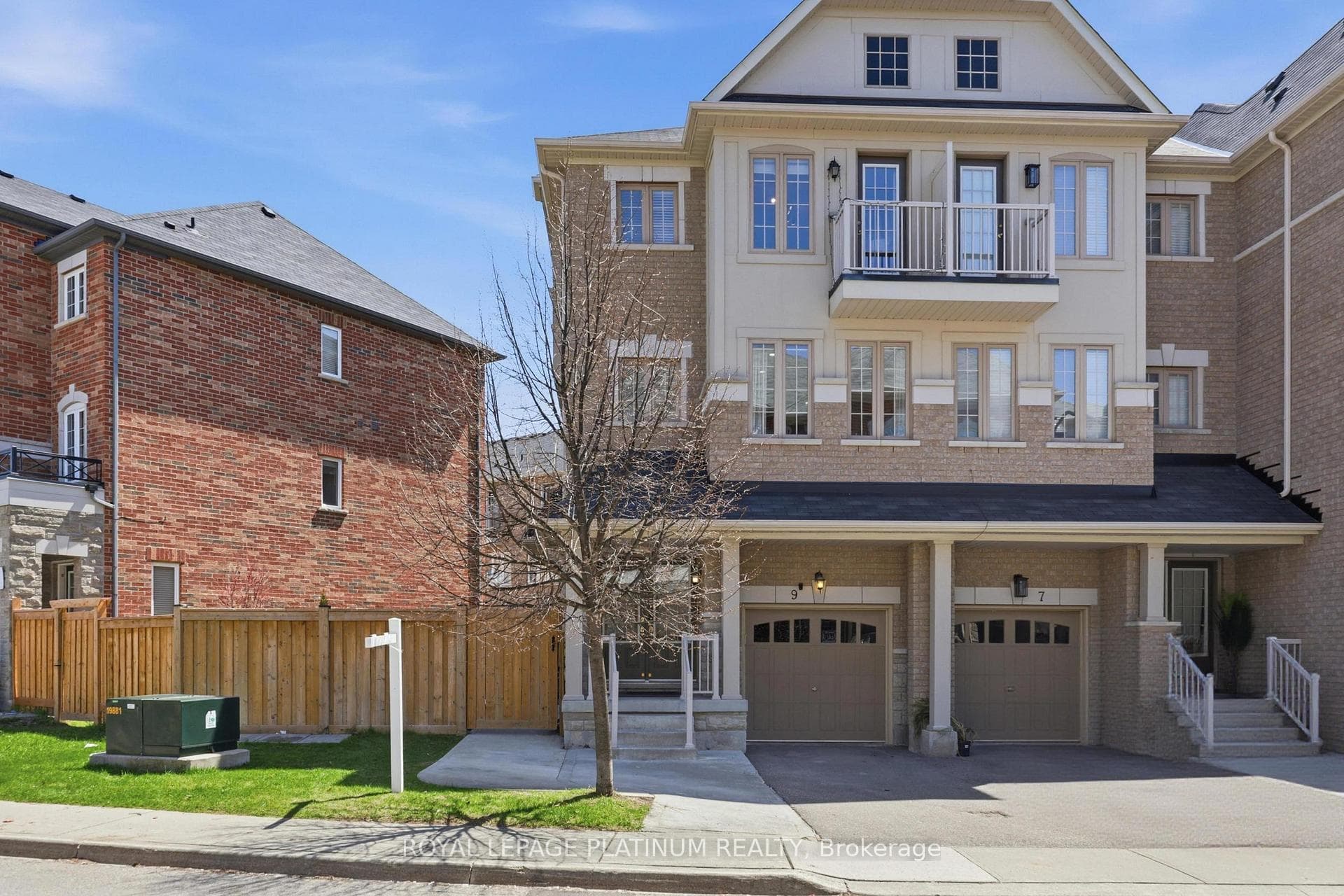 9 RABBIT RUN Way, Brampton