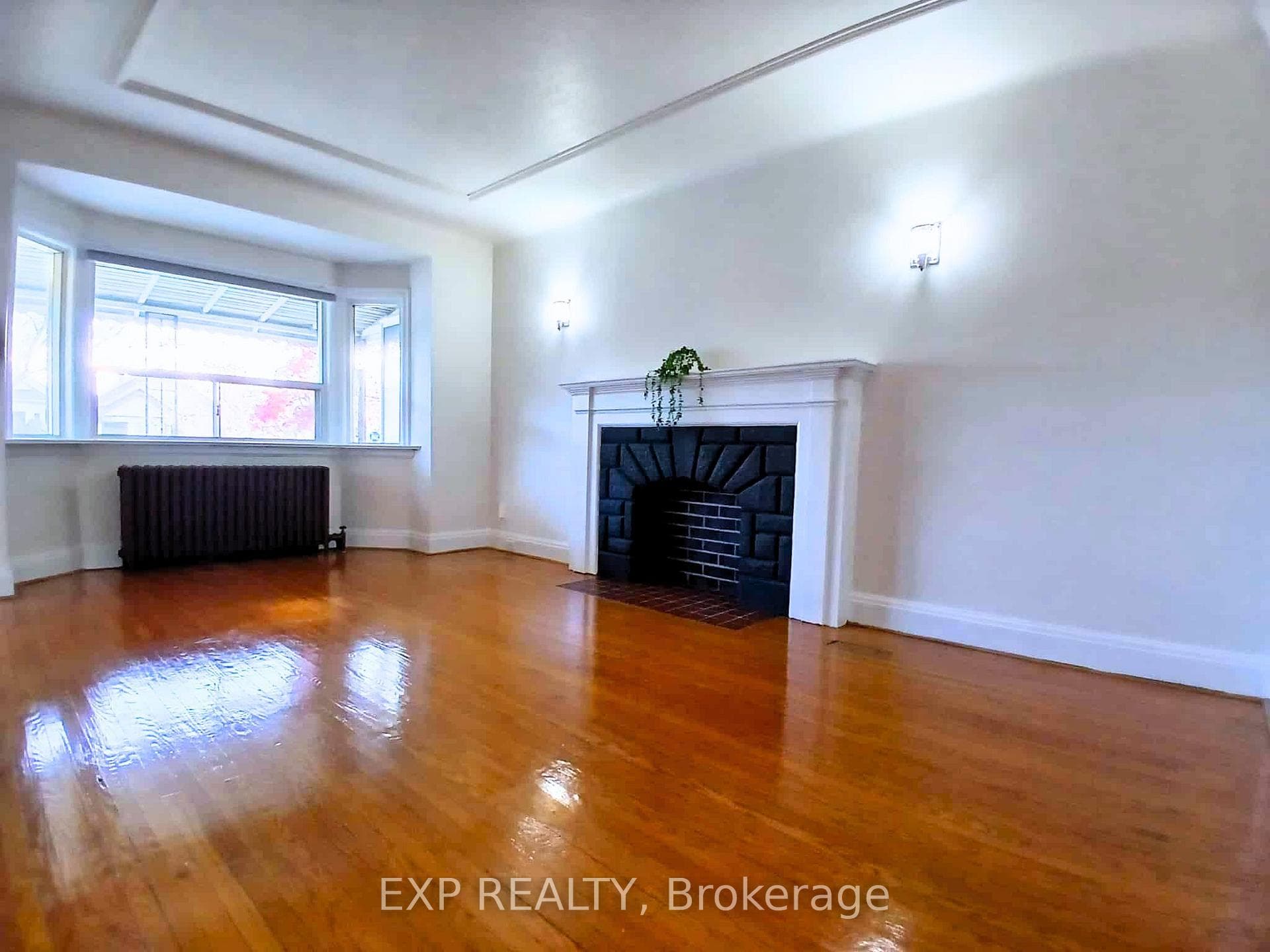 310 Westwood Avenue Unit Main, Danforth / East York, ON M4J 2H7 - Photo 1