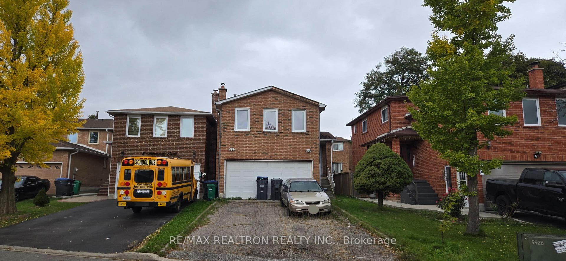 6 Albemarle Court, Brampton, ON L6Z 1R4 - Photo 1