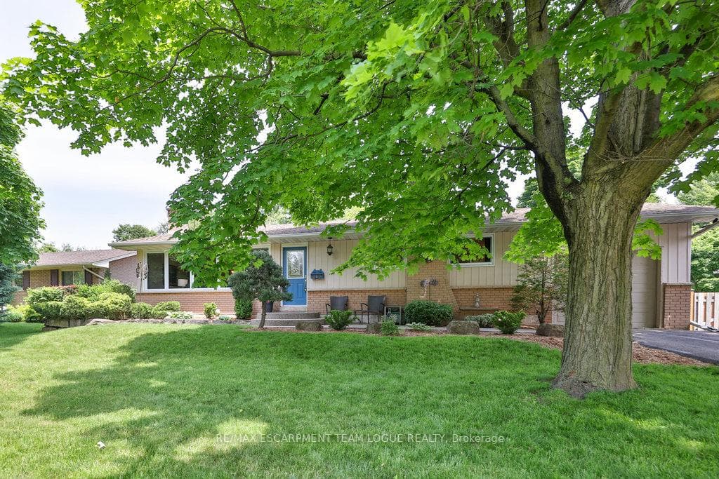1304 Elgin Crescent, Oakville