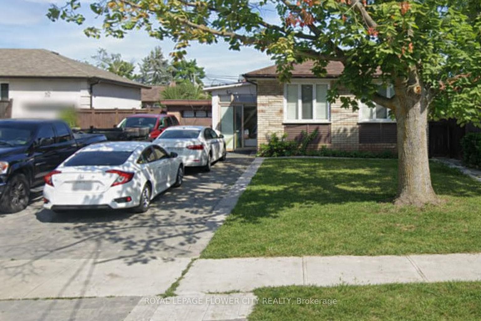 63 Hawkedon Crescent, Etobicoke (West Mall / Rexdale), ON M9W 3L6 - Photo 1