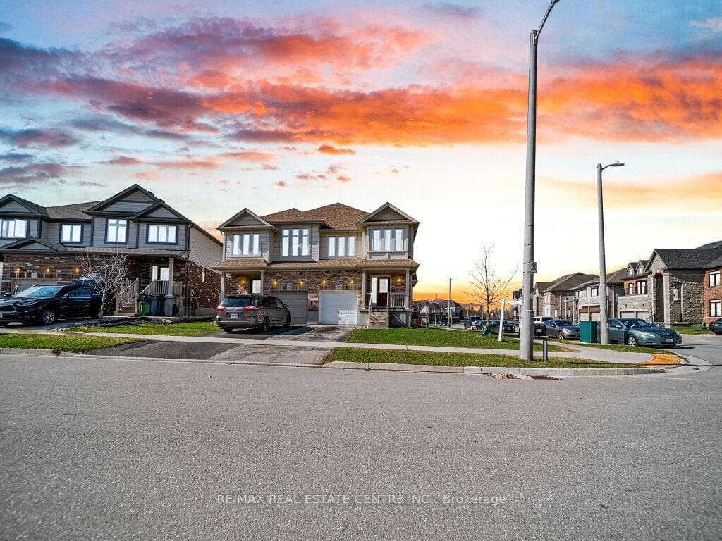 3 Mccann Street, Guelph, ON N1G 0A8 - Photo 1