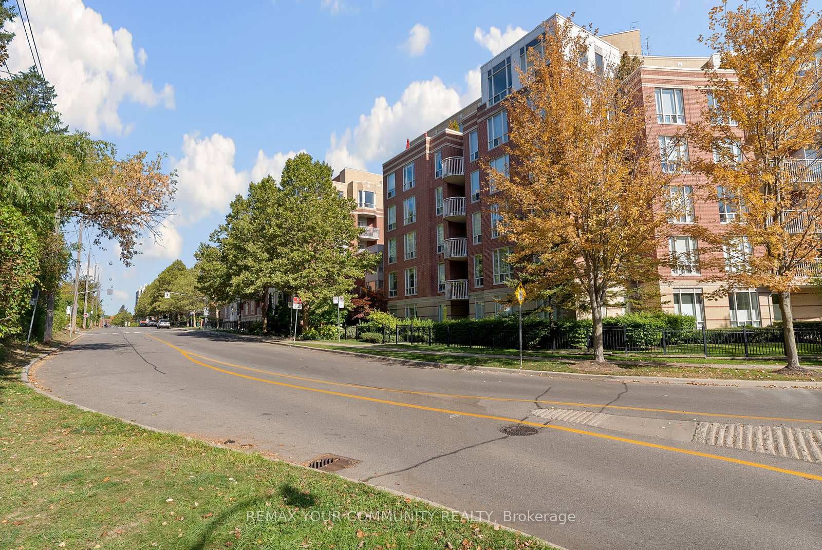 451 Rosewell Avenue Unit 105, Lawrence Park / Bedford Park, ON M4R 2H8 - Photo 1