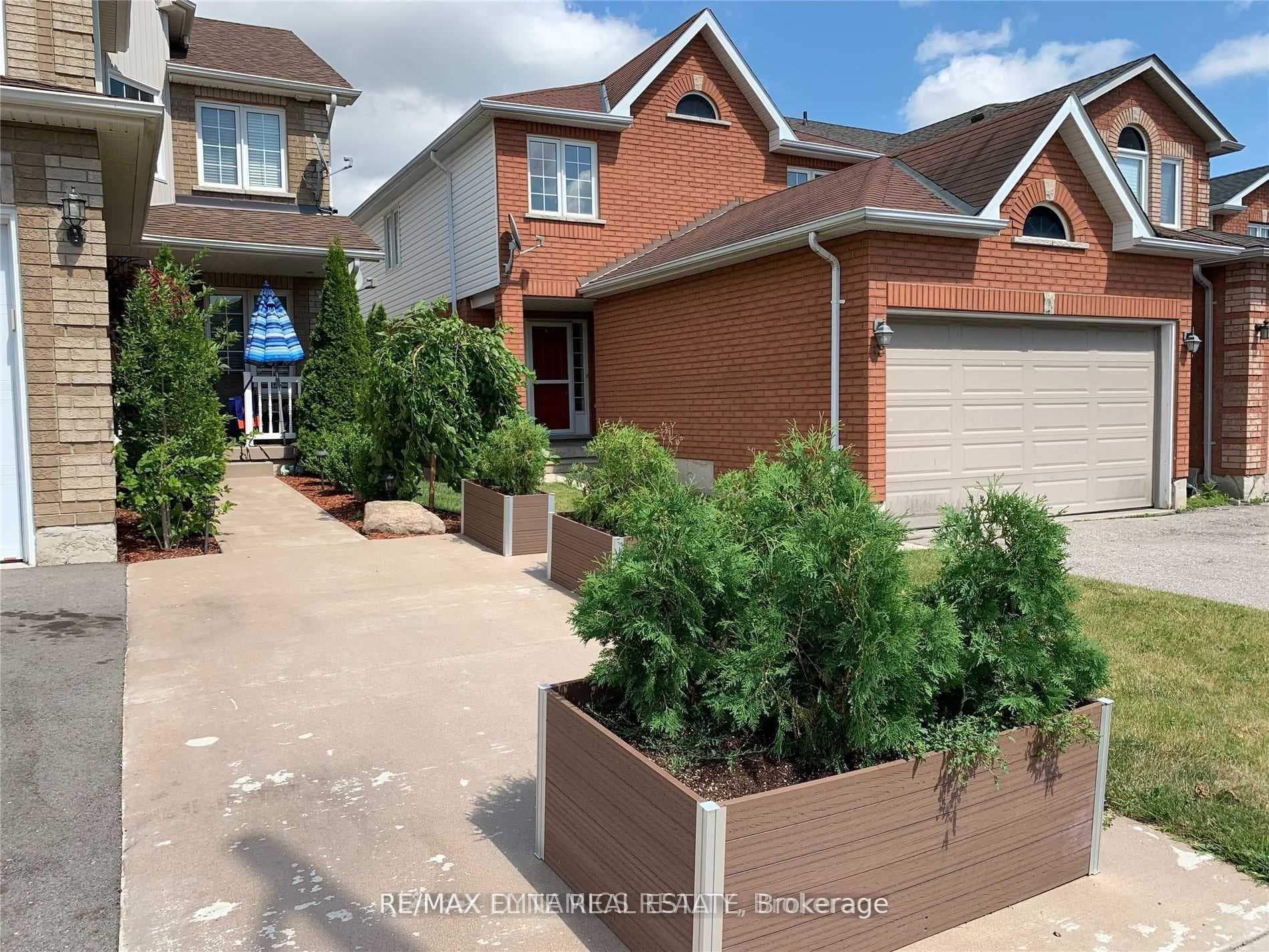 59 Adams Street Unit BSMT, Bradford West Gwillimbury, ON L3Z 3E2 - Photo 1