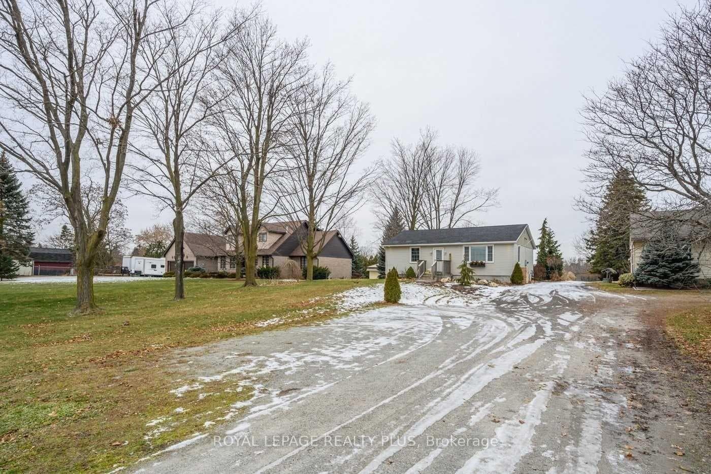 577 Dundas Street, Hamilton