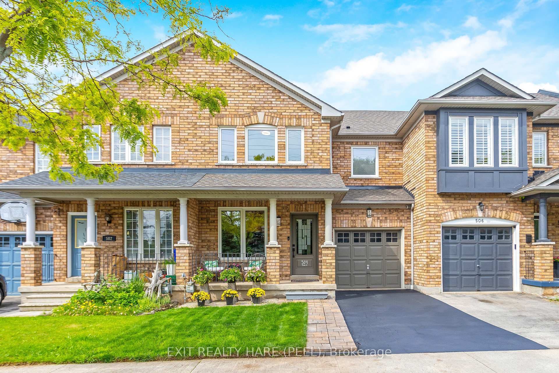 504 Thelma Street, Burlington, ON L7L 6W8 - Photo 1