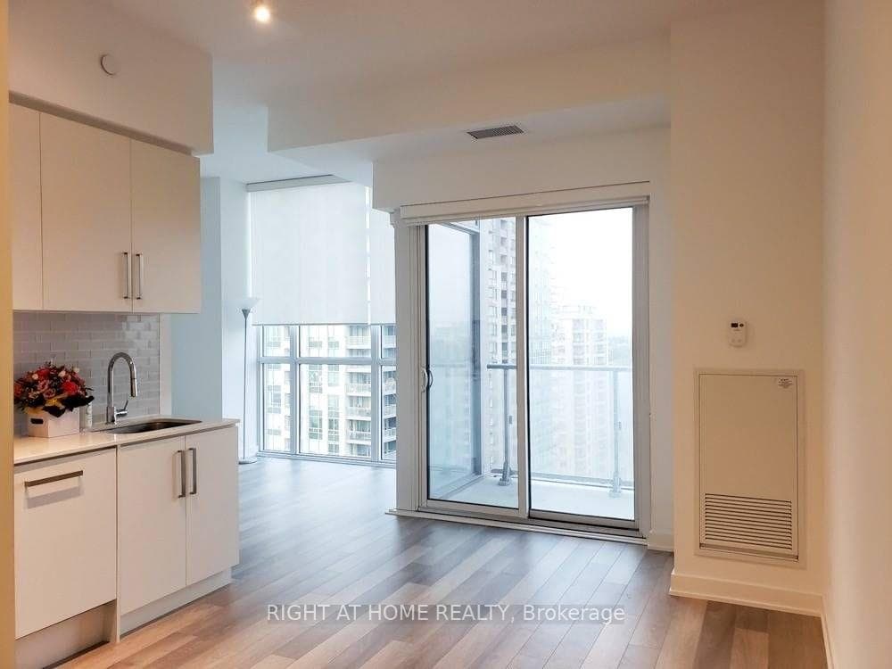 5180 Yonge Street Unit 1405, Thornhill / Willowdale, ON M2N 0K5 - Photo 1