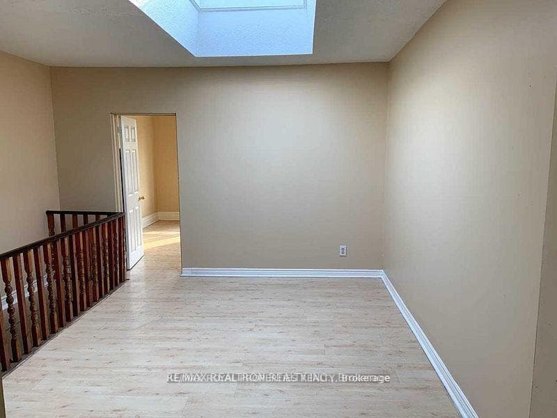352 Pape Avenue Unit 2nd Floor, Riverdale / Leslieville, ON M4M 2X1 - Photo 1