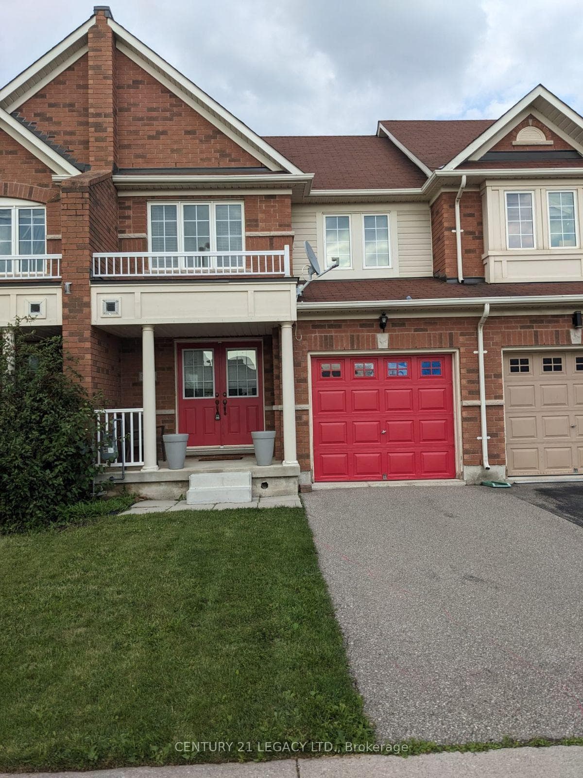 3317 Mikalda Road, Burlington