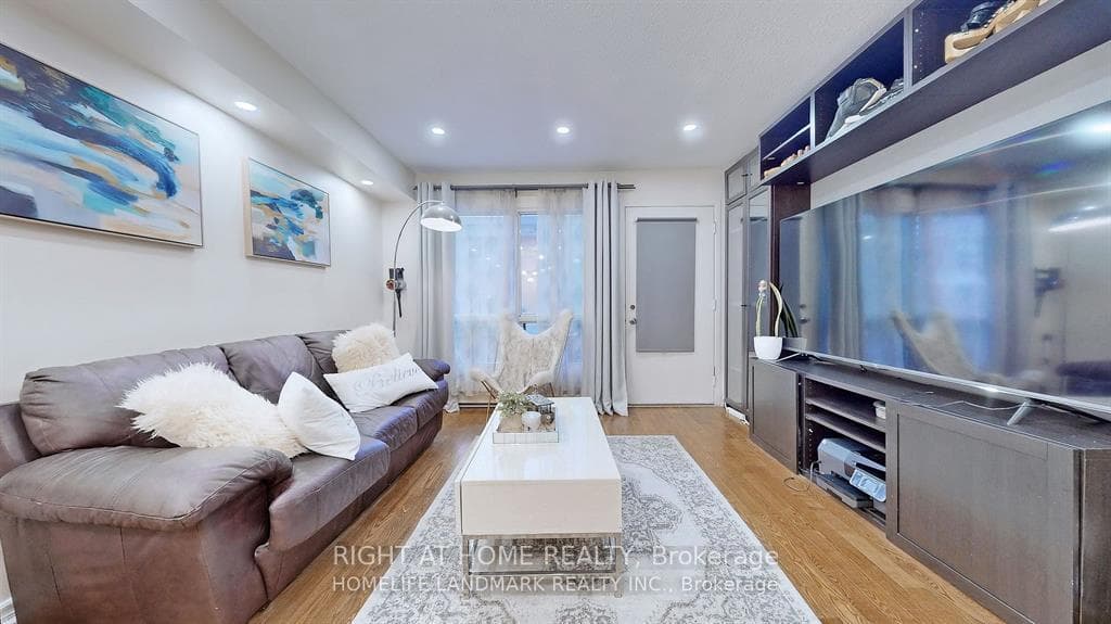 1209 Queen Street Unit 82, Riverdale / Leslieville, ON M4M 3H4 - Photo 1