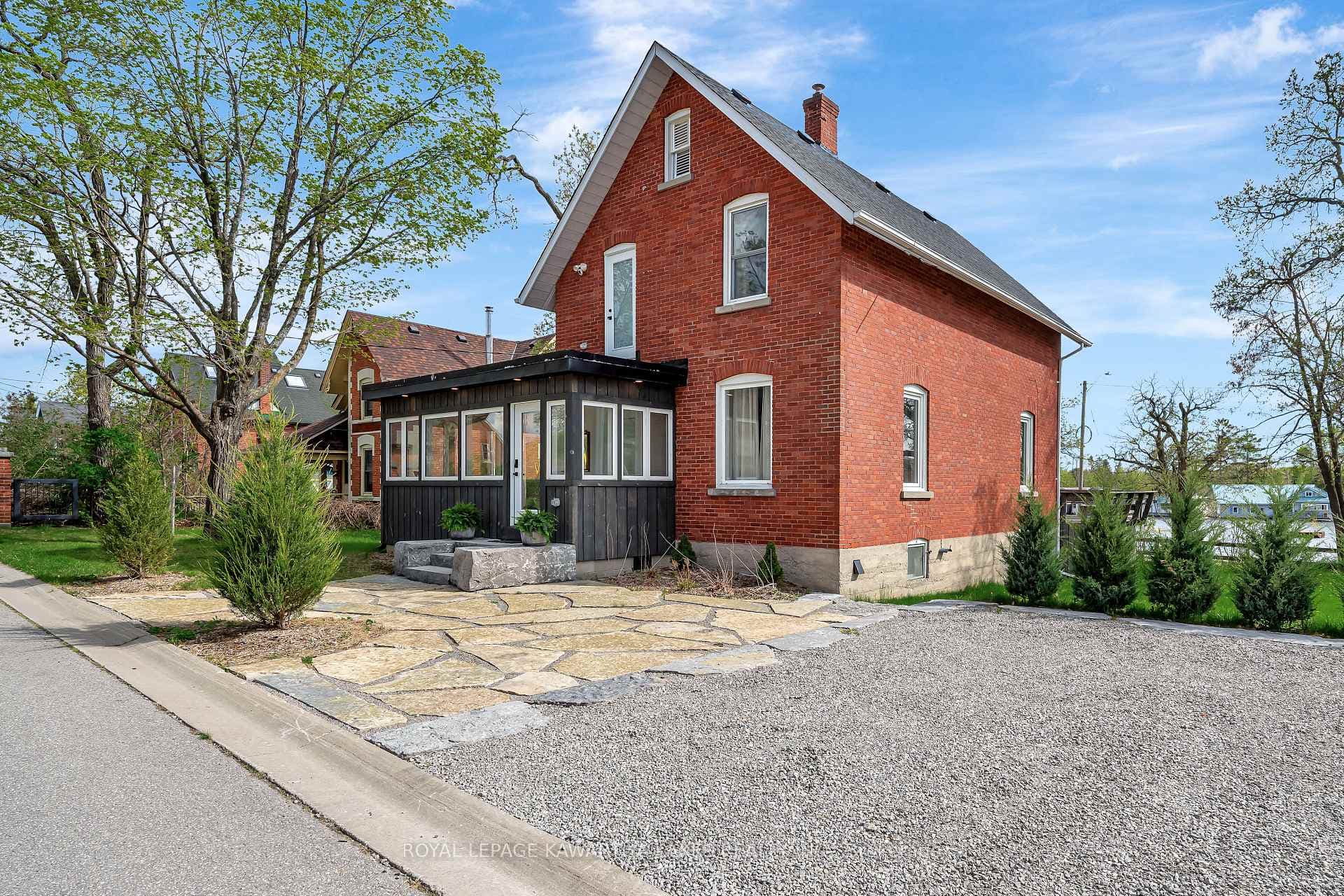 45 OAK Street, Kawartha Lakes