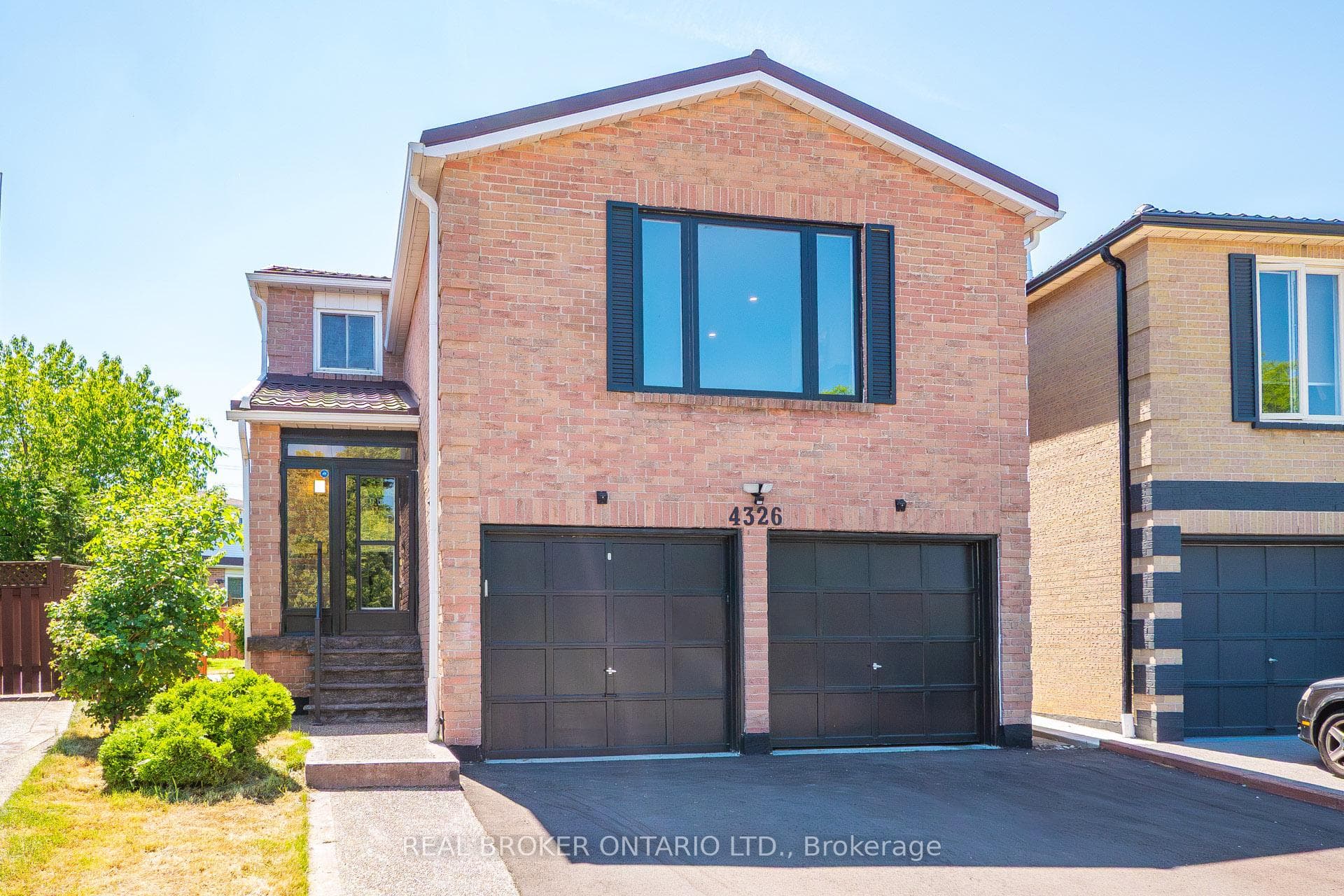 4326 Waterford Crescent, Mississauga, ON L5R 2B2 - Photo 1