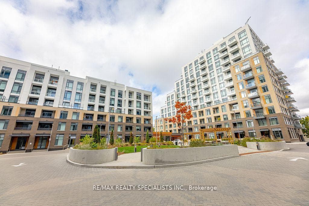8 Beverley Glen Boulevard Unit C202, Vaughan, ON L4J 0L5 - Photo 1