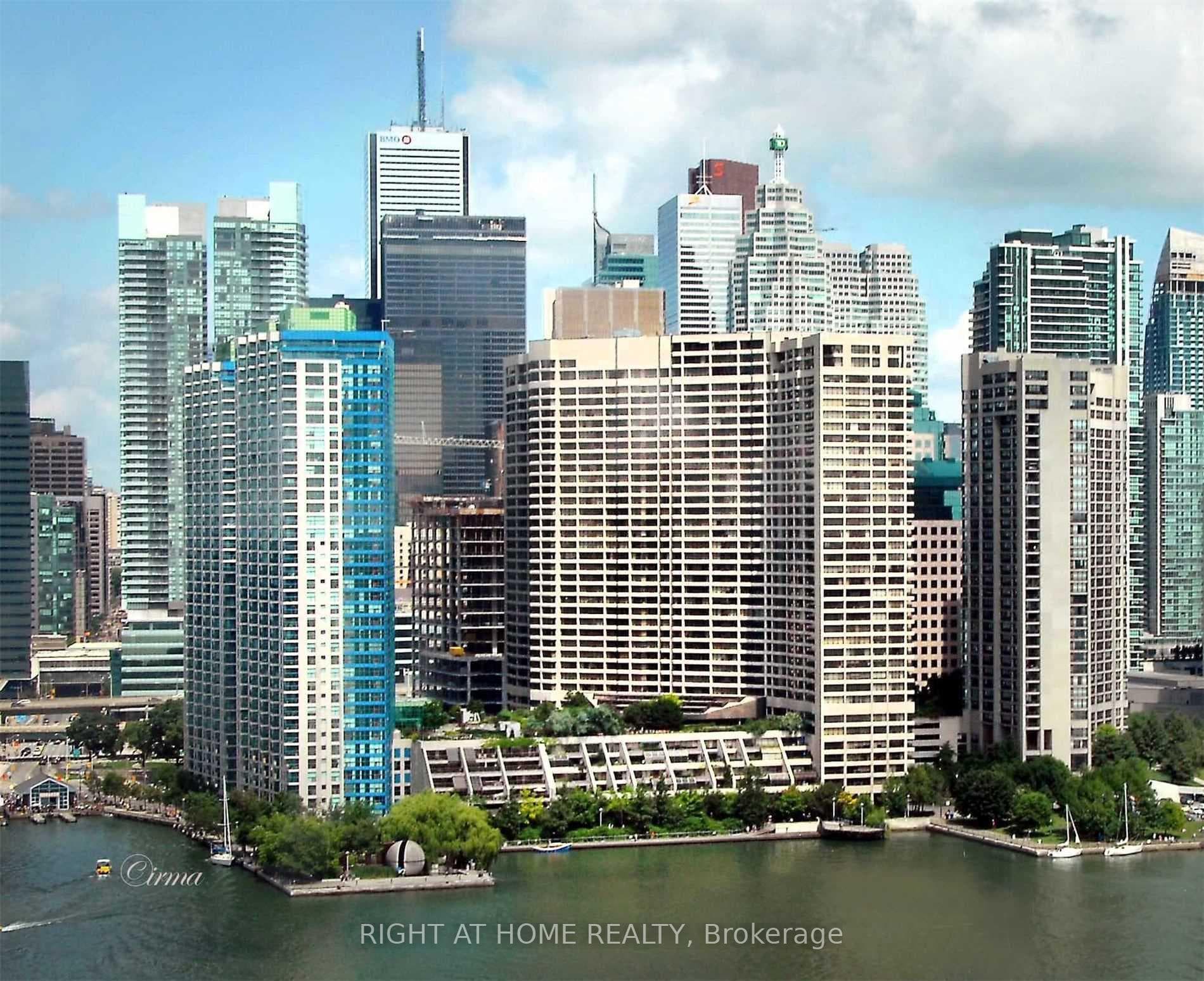 65 Harbour Square Unit 2009, Downtown Toronto / Waterfront