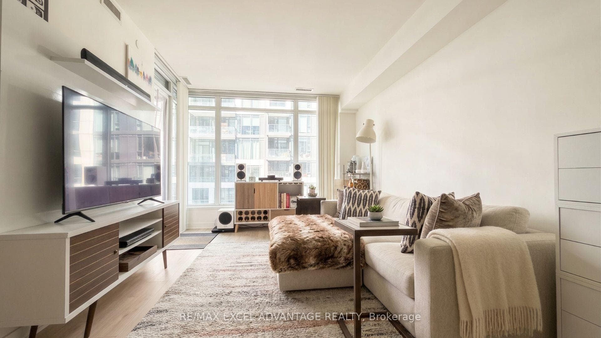 576 Front Street Unit 724E, Toronto C01