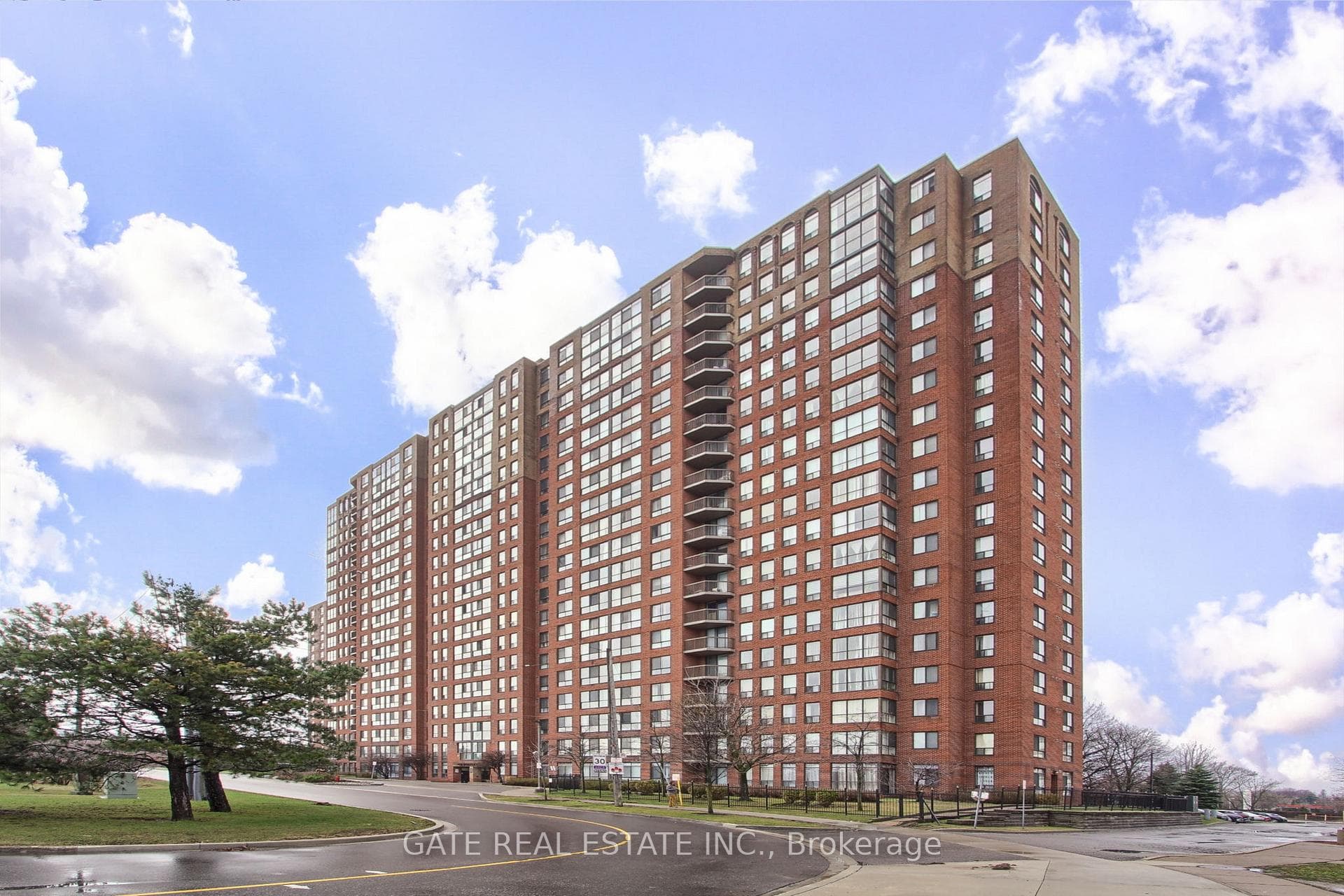 330 Mccowan Road Unit 1710, Scarborough Town Centre, ON M1J 3N3 - Photo 1